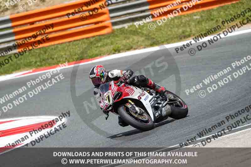 cadwell no limits trackday;cadwell park;cadwell park photographs;cadwell trackday photographs;enduro digital images;event digital images;eventdigitalimages;navarra;no limits trackdays;peter wileman photography;racing digital images;trackday digital images;trackday photos